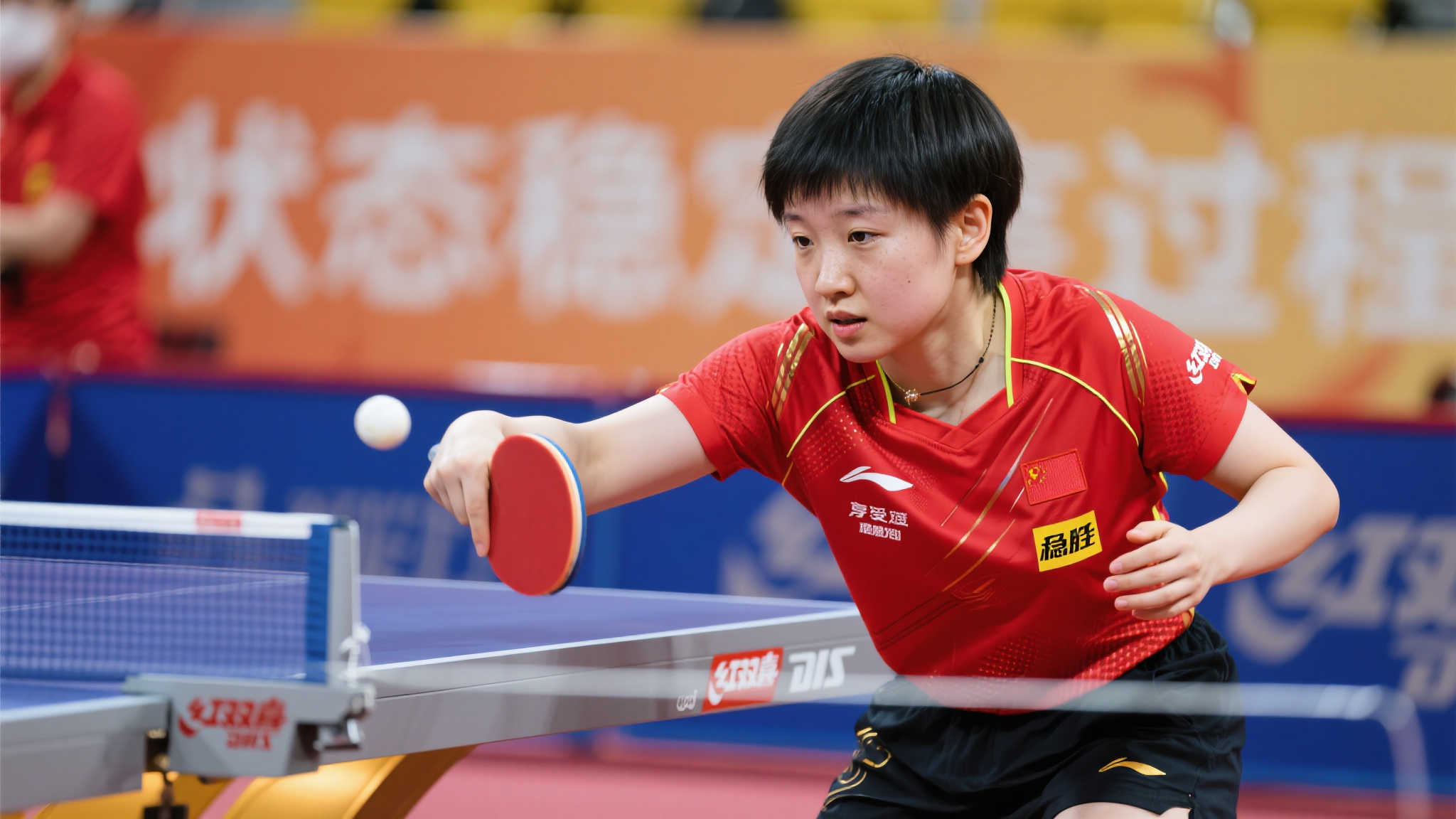 海港终于如愿将中超半程冠军揽入怀中 但被抢戏了